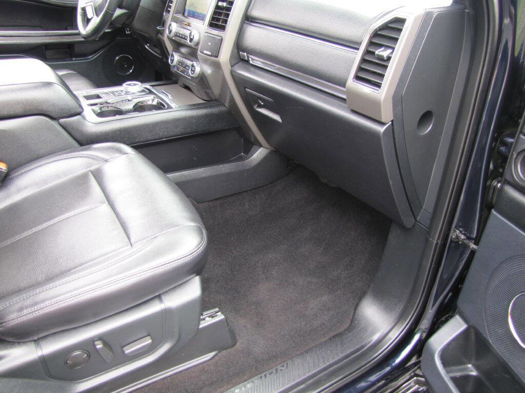Used 2021 Ford Expedition XLT RWD image 25
