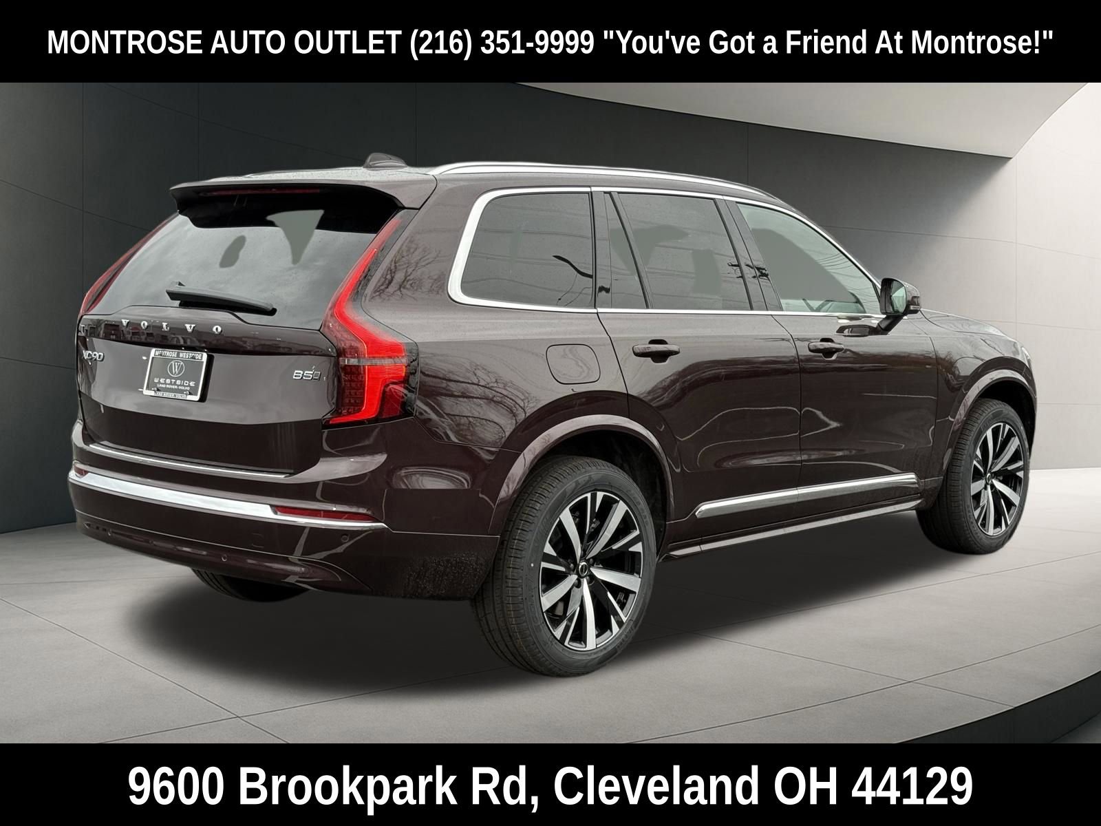 New 2026 Volvo XC90 B5 Plus w/ Protection Package Premier image 5