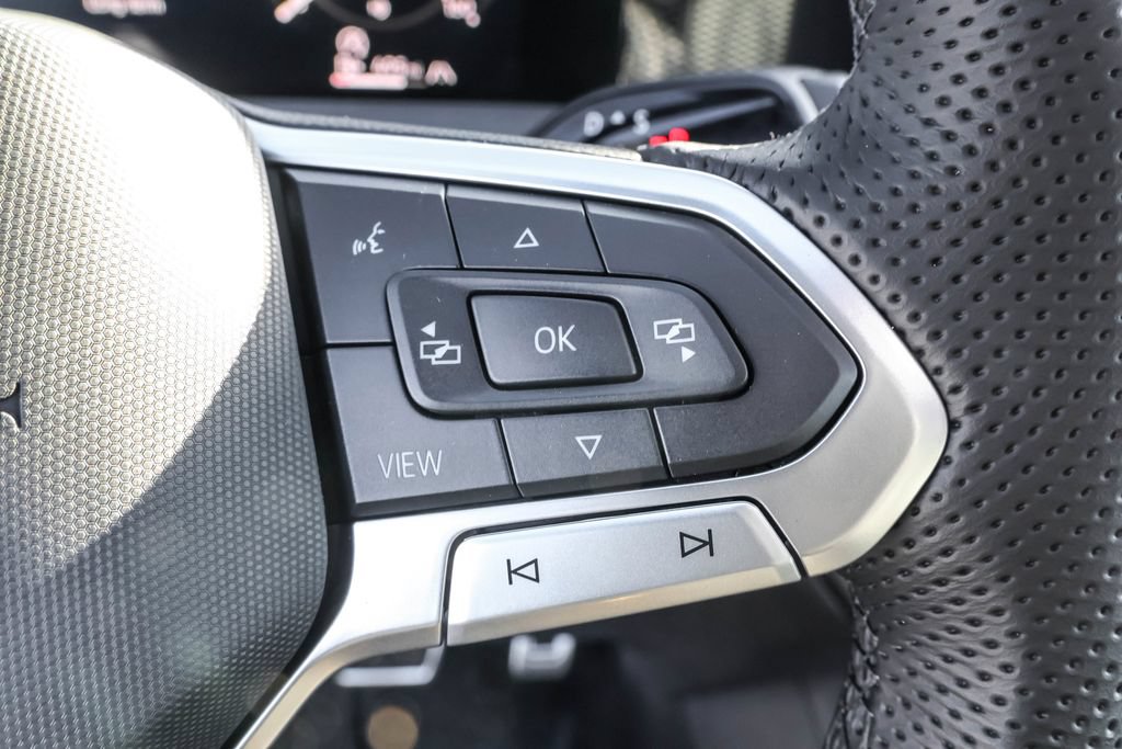 New 2026 Volkswagen Tiguan SE R-Line AWD/4WD image 28