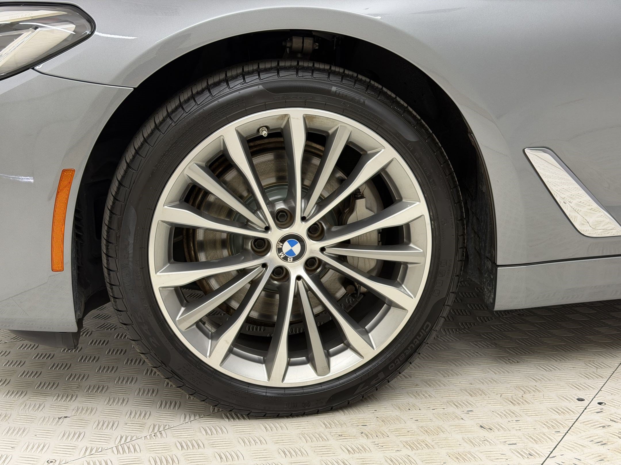 Certified 2023 BMW 530i w/ Convenience Package RWD image 13