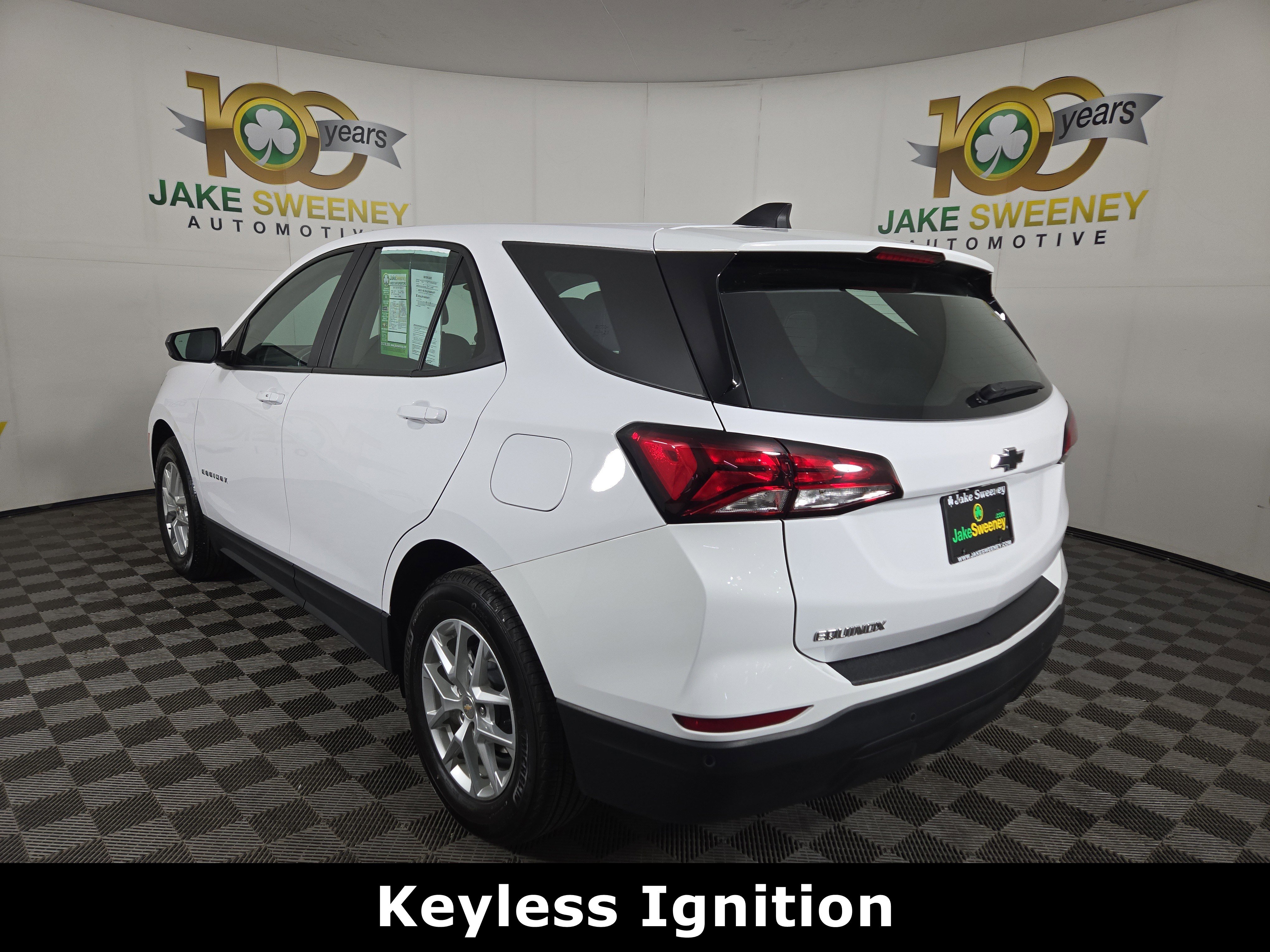 Used 2023 Chevrolet Equinox LS w/ Driver Confidence II Package image 6