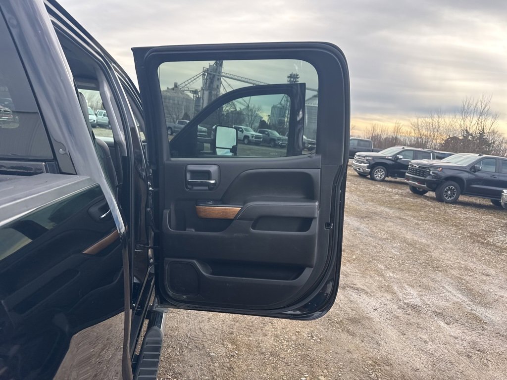 Used 2016 Chevrolet Silverado 3500 LTZ w/ Duramax Plus Package image 26