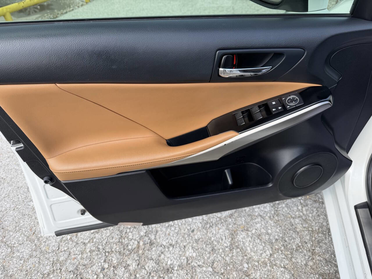 Used 2014 Lexus IS 250 w/ Navigation Package RWD image 13