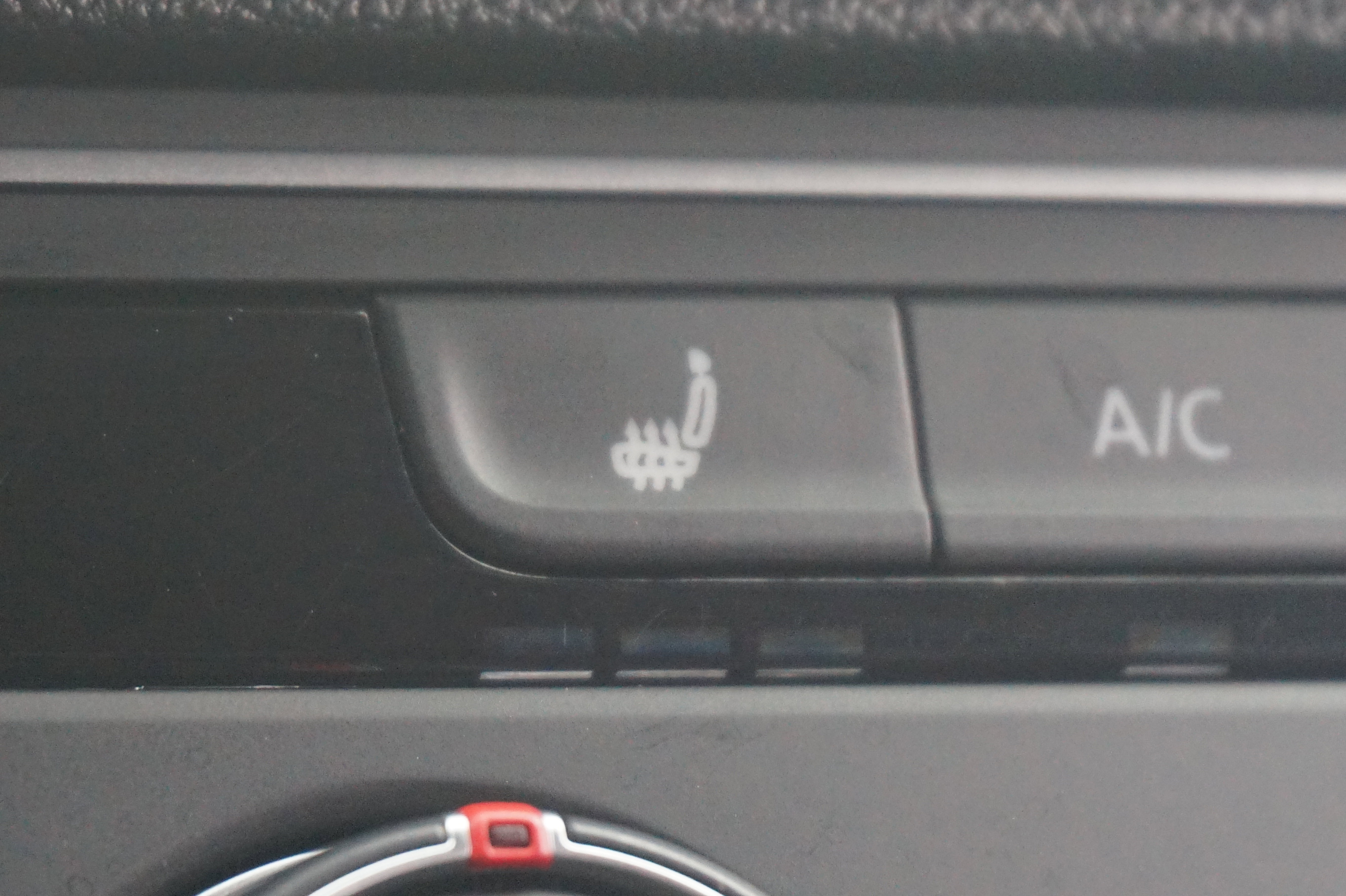 Used 2022 Volkswagen Atlas SE image 35