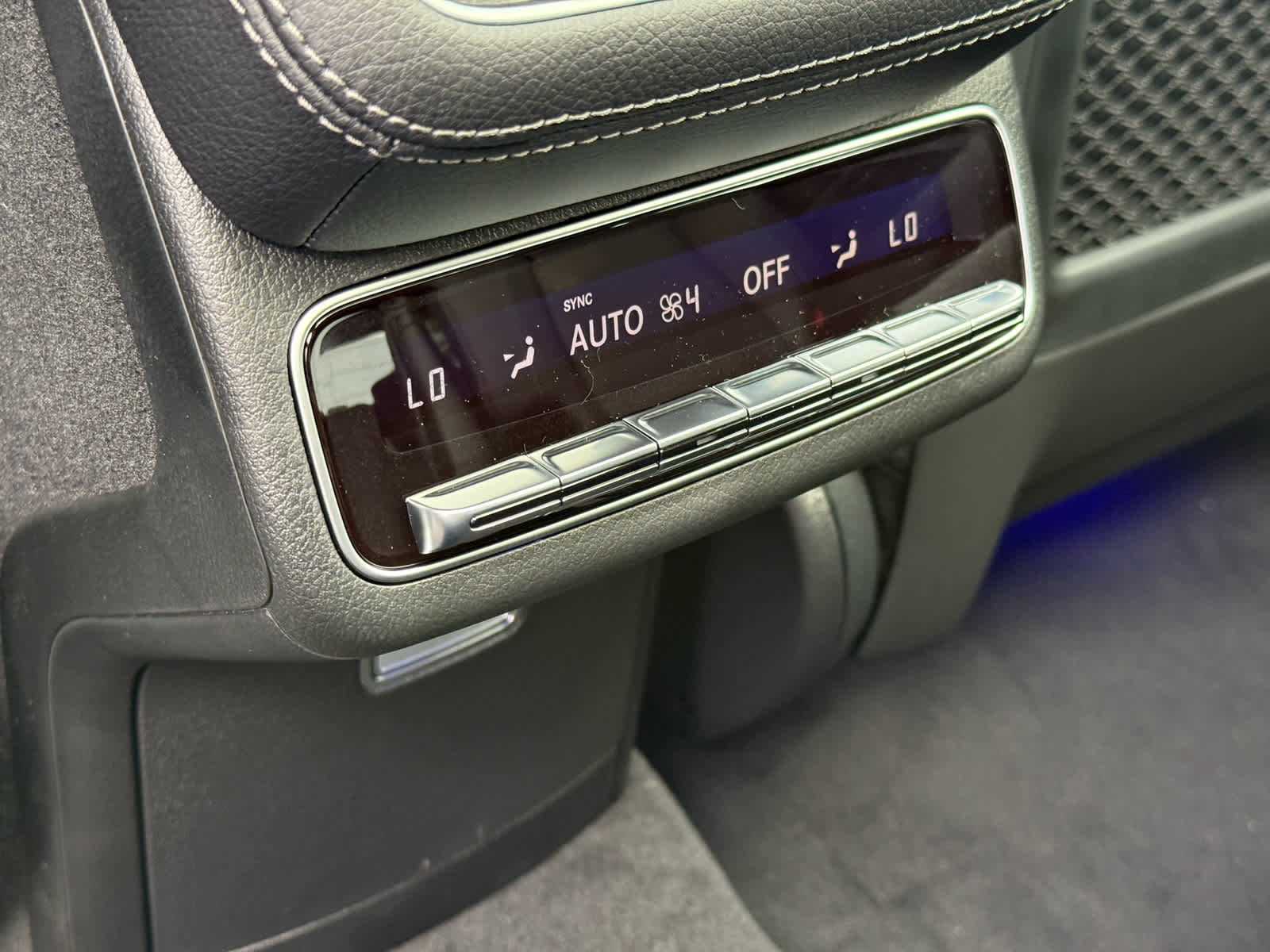 New 2026 Mercedes-Benz GLS 450 4MATIC image 34