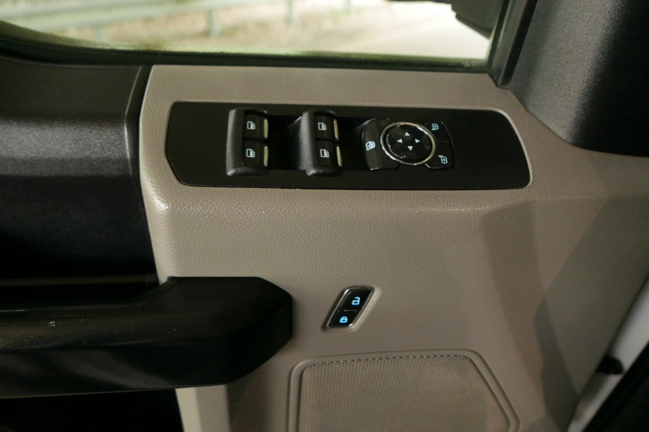 Used 2020 Ford F250 XL w/ Power Equipment Group image 14