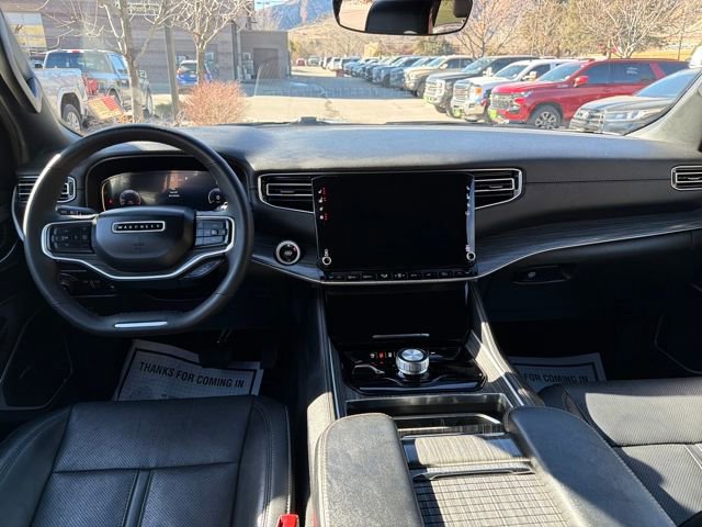 Used 2024 Jeep Wagoneer L Series II w/ Flexible Seating Group AWD/4WD image 12