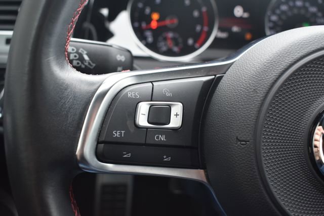 Used 2018 Volkswagen GTI SE w/ SE Leather Package FWD image 23