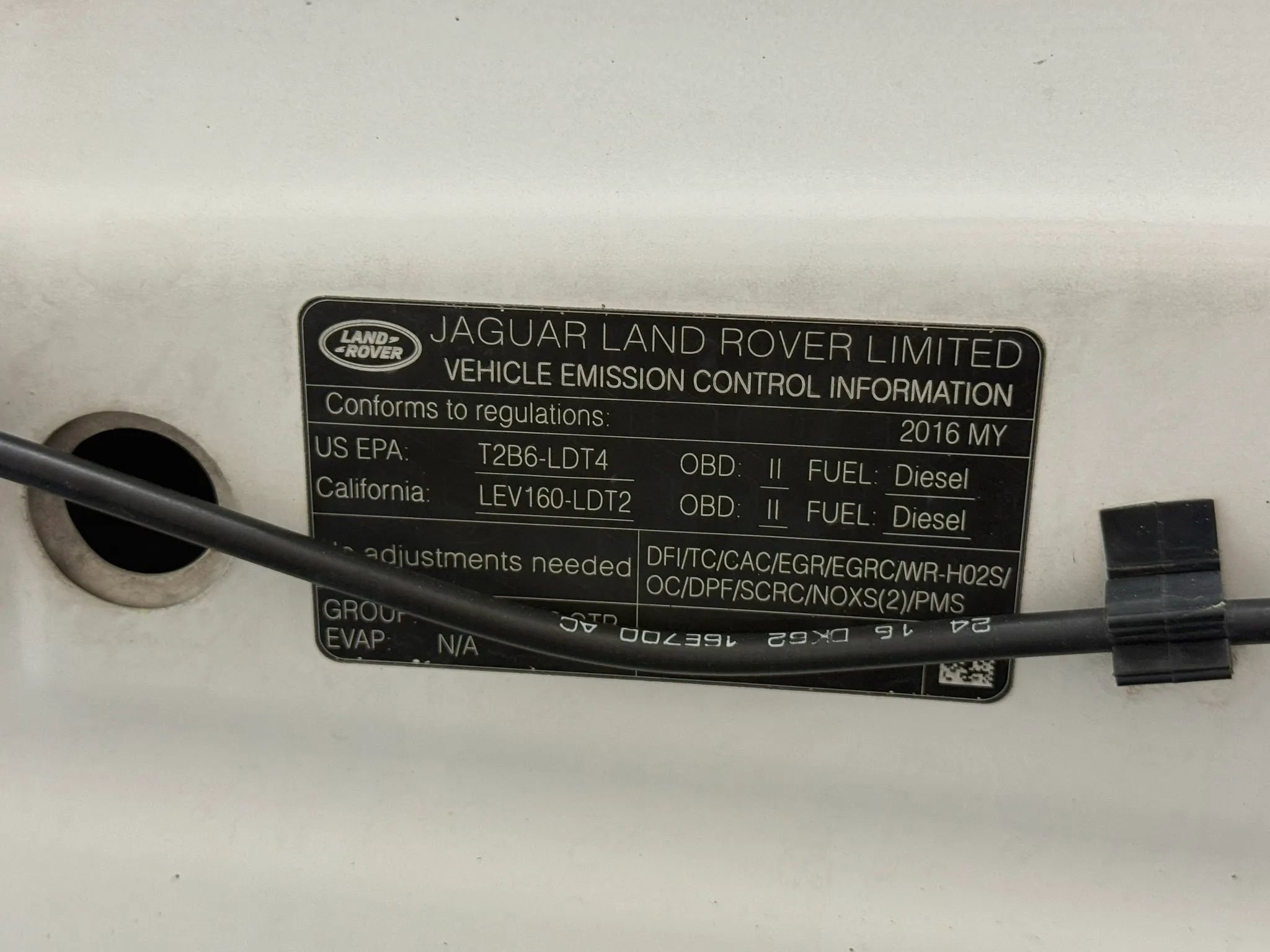 Used 2016 Land Rover Range Rover Sport SE image 54