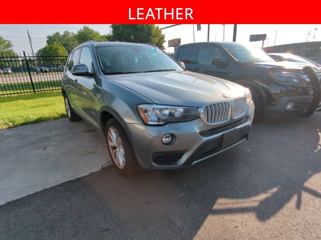 Used 2016 BMW X3 xDrive28i AWD/4WD image 3