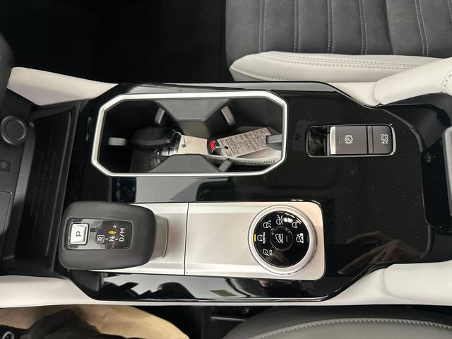 New 2026 Mitsubishi Outlander SE AWD/4WD image 32