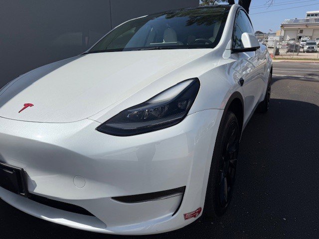 Used 2024 Tesla Model Y 2WD image 5