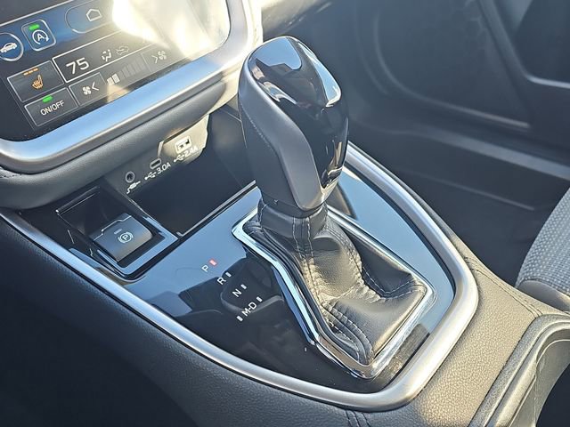 Used 2024 Subaru Outback Premium image 16