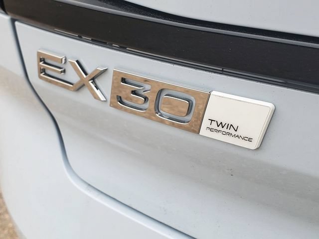 New 2026 Volvo EX30 Ultra w/ Protection Package Premier AWD/4WD image 8