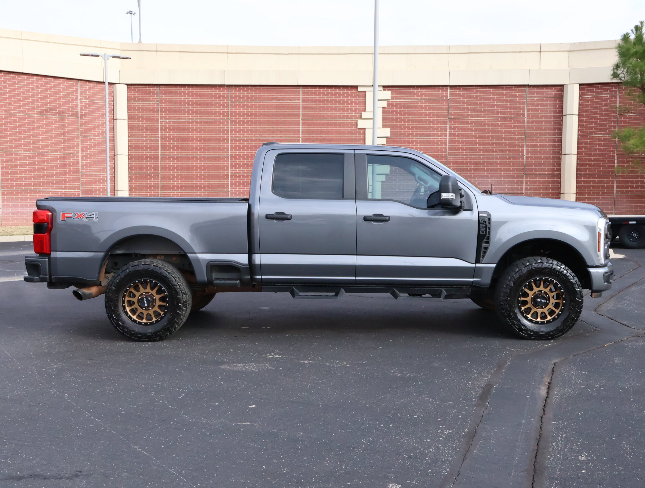 Used 2024 Ford F250 XL w/ STX Appearance Package image 31
