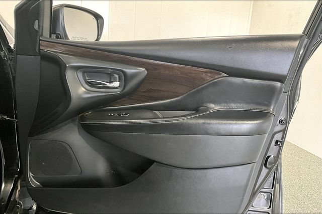 Used 2020 Nissan Murano Platinum AWD/4WD image 34