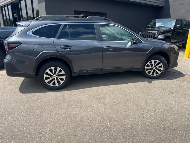 Certified 2024 Subaru Outback Premium AWD/4WD image 3