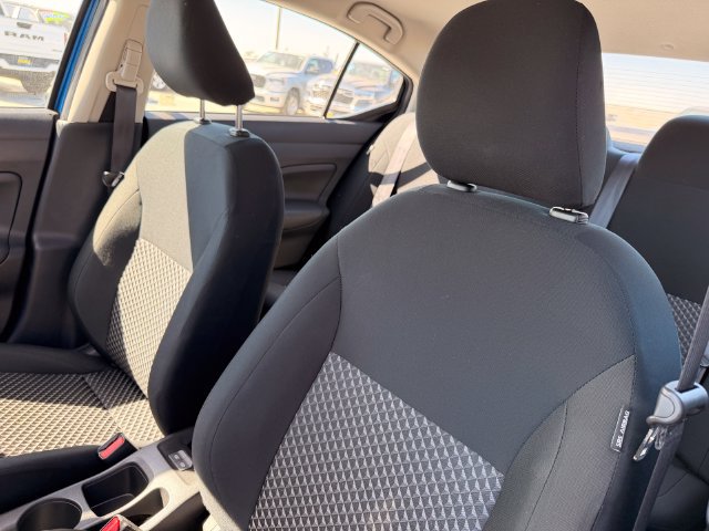 Used 2024 Nissan Versa S FWD image 11