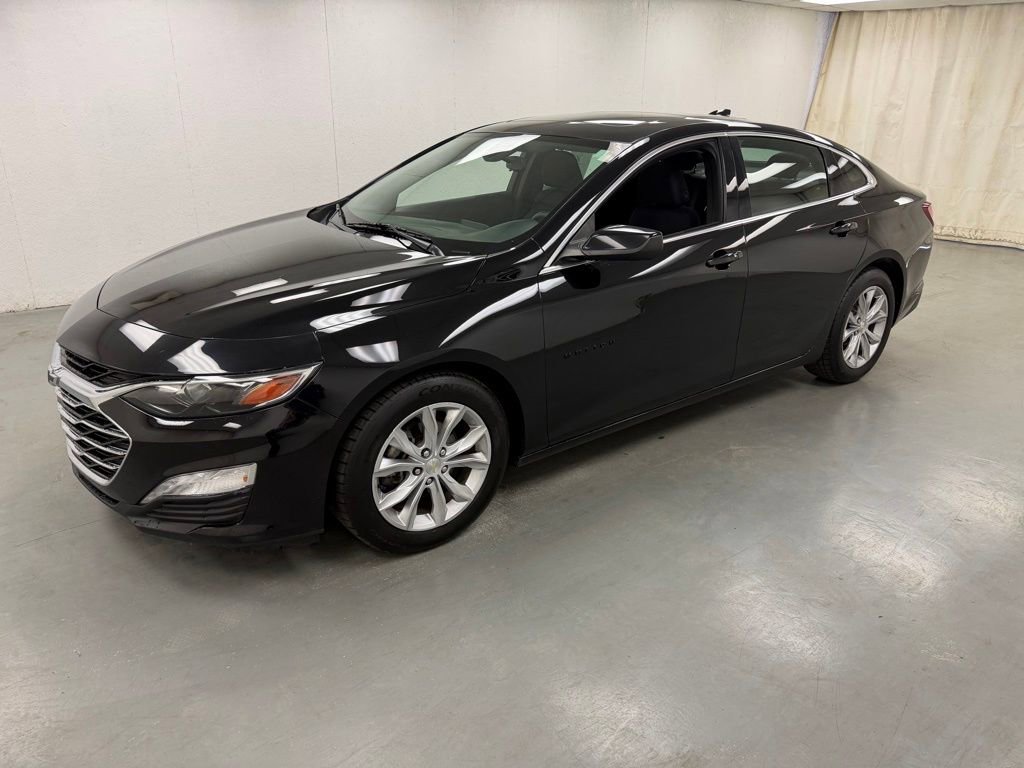 Used 2019 Chevrolet Malibu LT FWD image 1