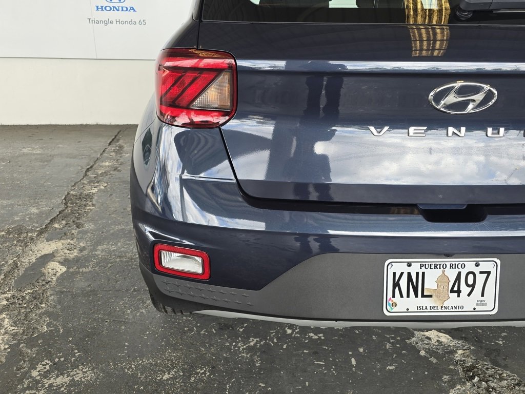 Used 2024 Hyundai Venue SE image 35