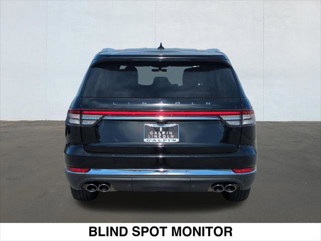 Used 2023 Lincoln Aviator 2WD w/ Class IV Trailer Tow Package image 4
