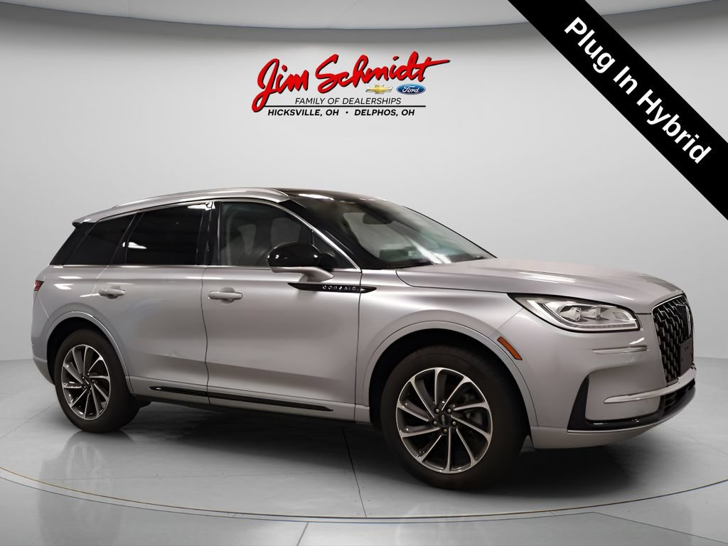 Used 2024 Lincoln Corsair Grand Touring AWD/4WD image 2