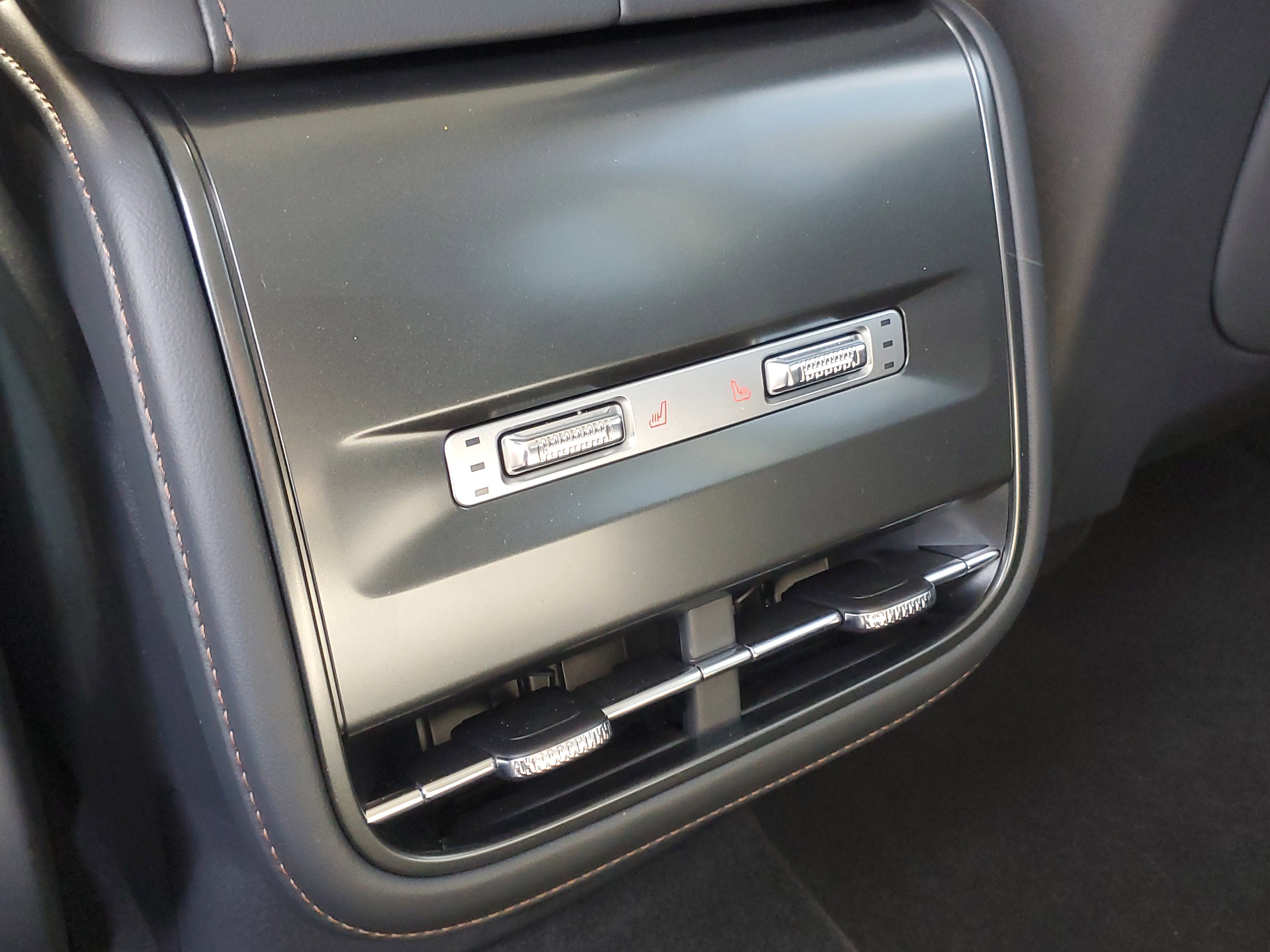 New 2026 Lincoln Nautilus Premier w/ Equipment Group 102A image 29