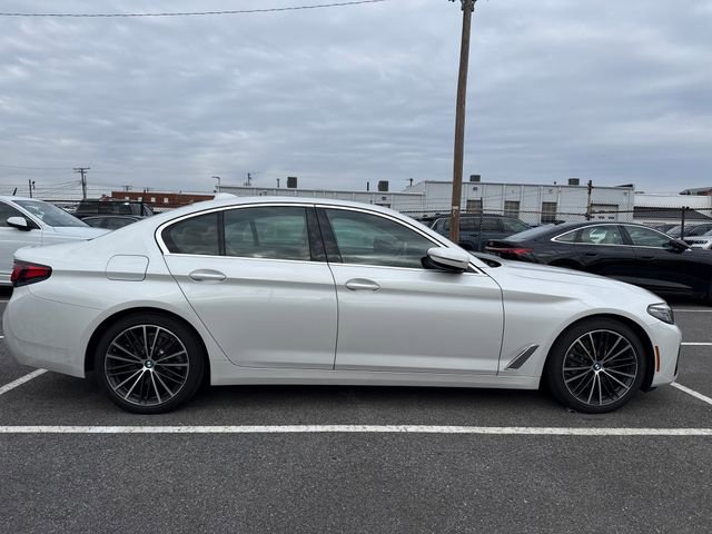 Used 2021 BMW 530i xDrive w/ Convenience Package image 5
