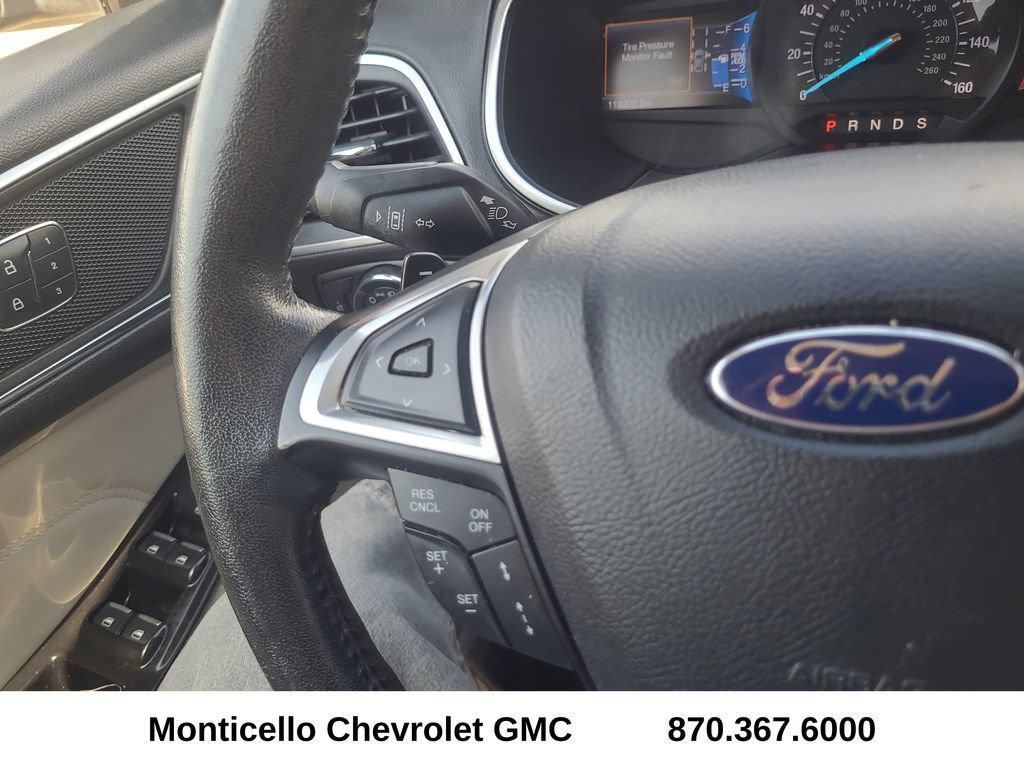 Used 2015 Ford Edge Titanium w/ Equipment Group 302A AWD/4WD image 20