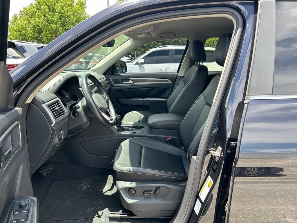 Used 2021 Volkswagen Atlas SE w/ Towing Package FWD image 15