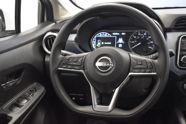 Used 2025 Nissan Versa SV image 24