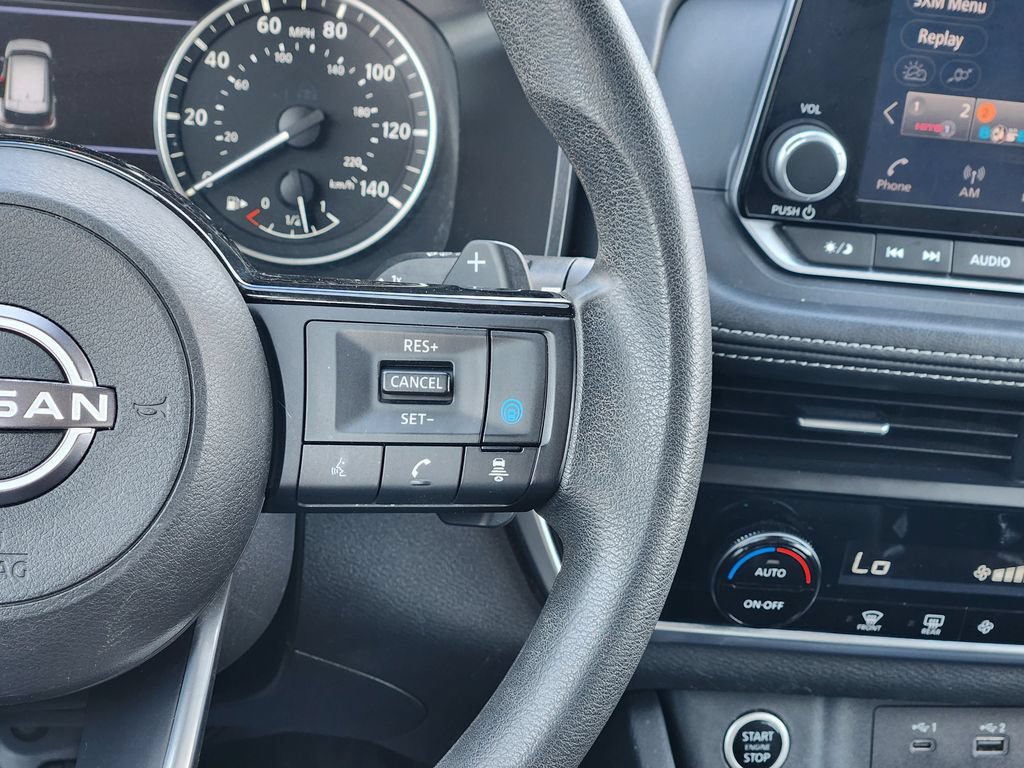 Used 2023 Nissan Rogue SV FWD image 29