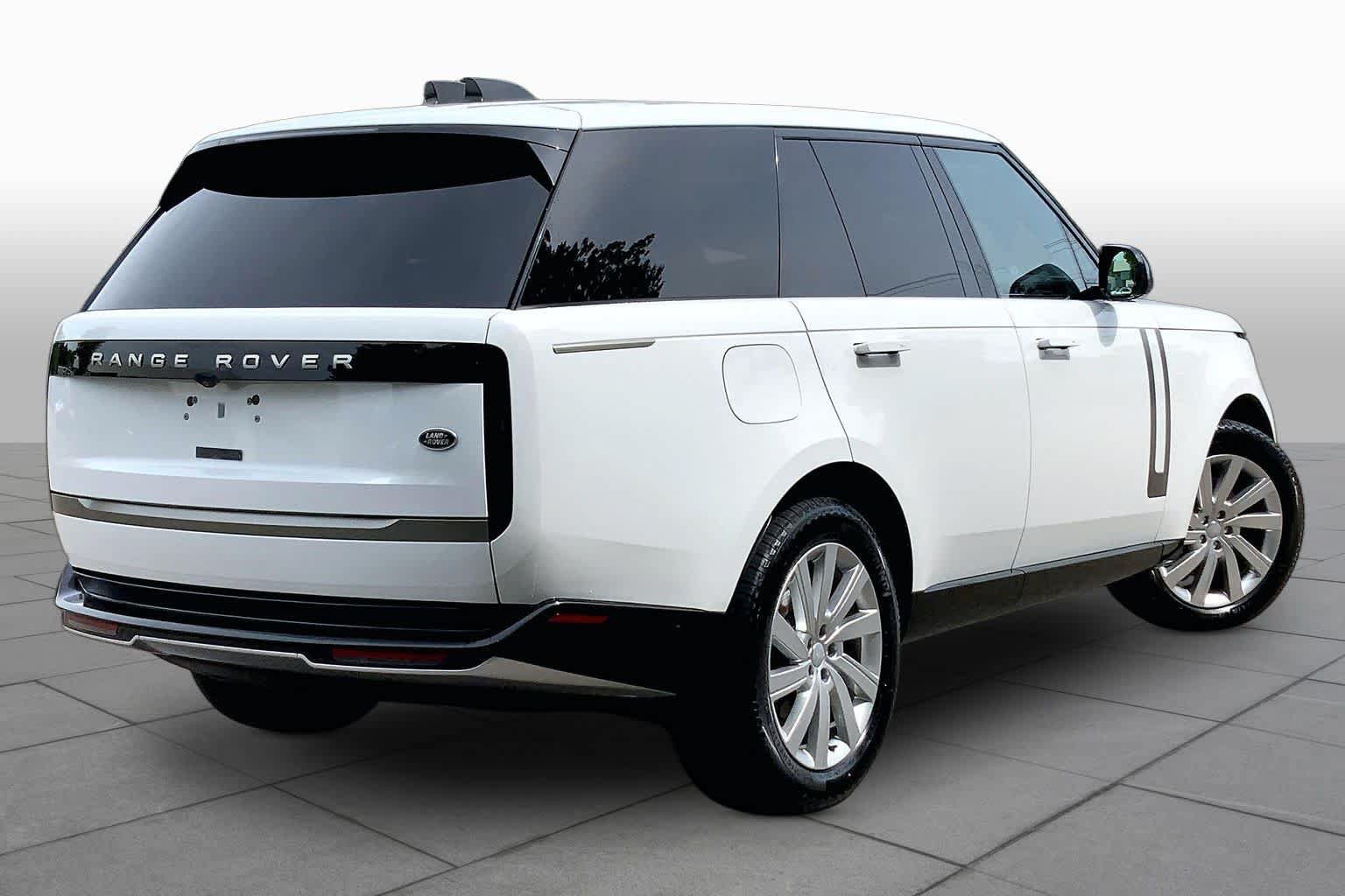 Used 2023 Land Rover Range Rover SE AWD/4WD image 12