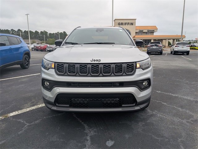 New 2025 Jeep Compass Latitude w/ Sun & Sound Group image 8