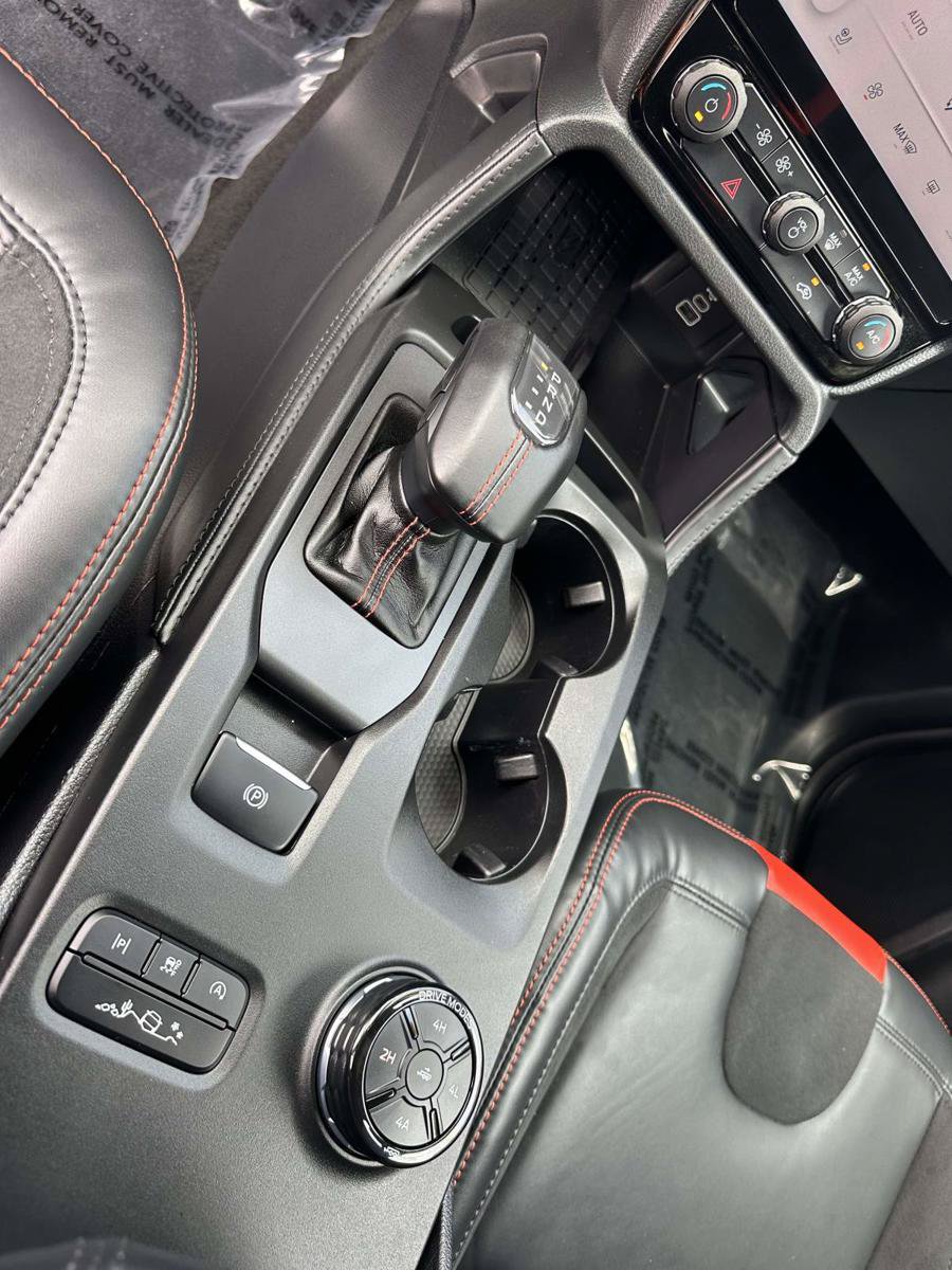 Used 2025 Ford Ranger Raptor AWD/4WD image 12