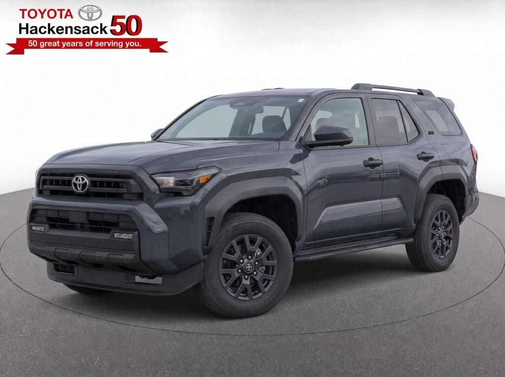 Used 2025 Toyota 4Runner SR5 AWD/4WD image 2