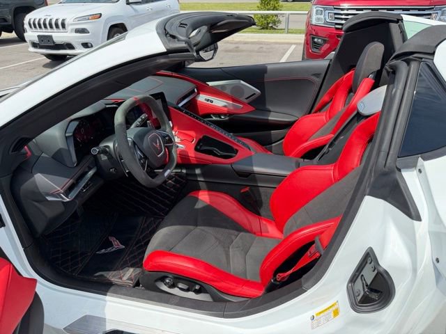 Used 2024 Chevrolet Corvette Z06 RWD image 24