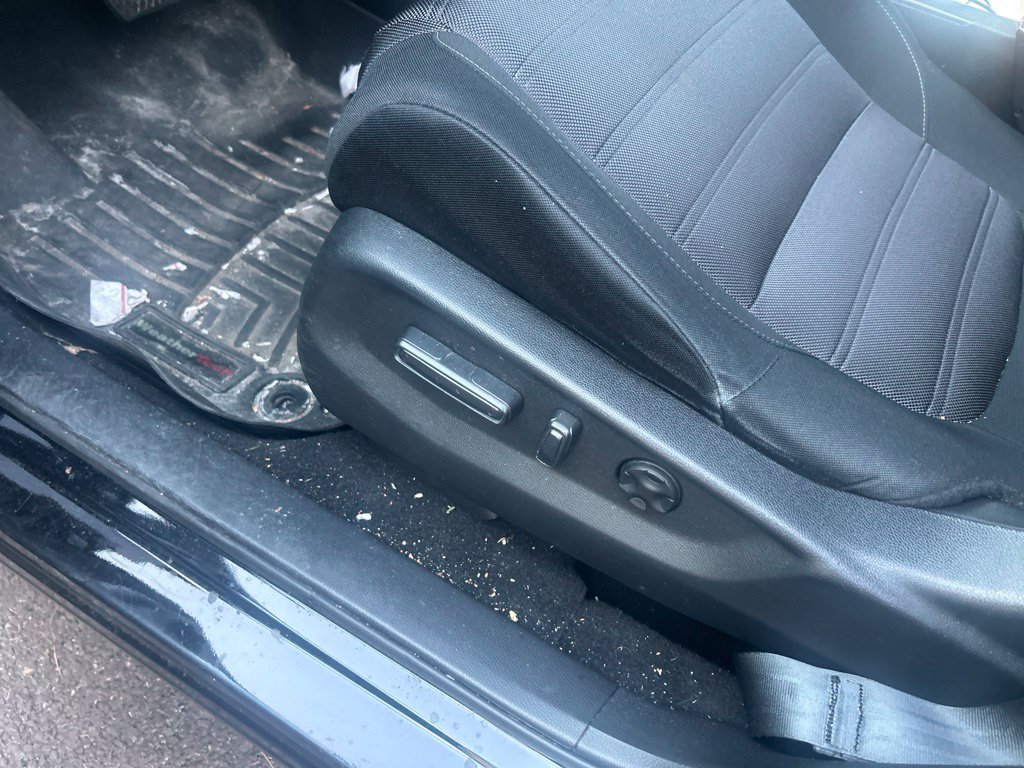 Used 2019 Honda CR-V EX image 12
