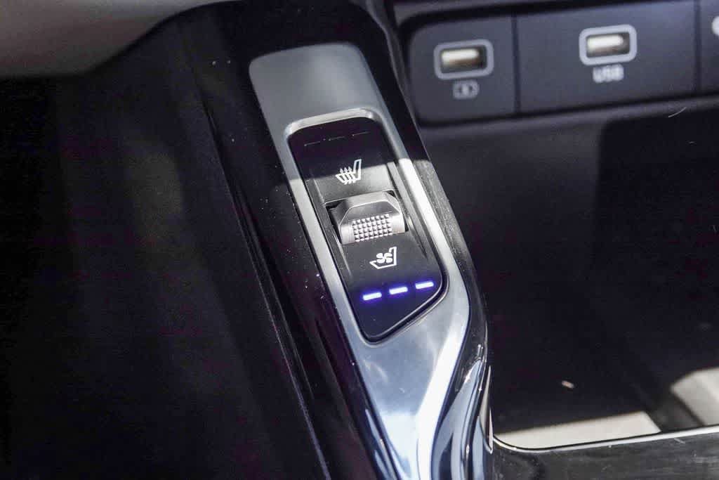 Certified 2023 Kia Sorento SX Prestige AWD/4WD image 19