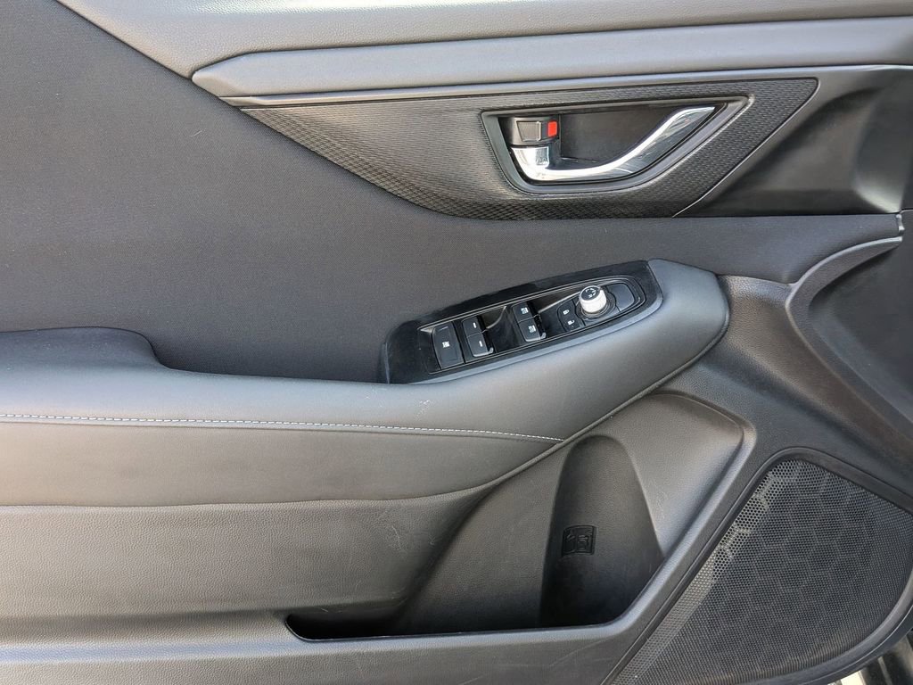 Used 2025 Subaru Outback Premium image 11