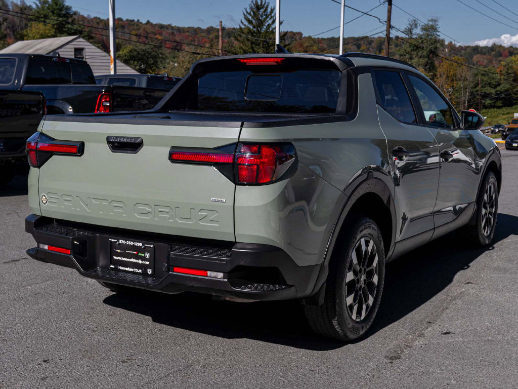 Used 2025 Hyundai Santa Cruz SEL AWD/4WD image 4