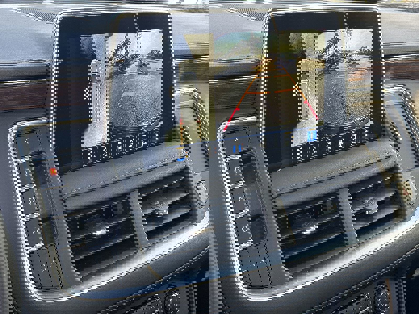 Used 2023 Chevrolet Tahoe High Country w/ Premium Package 2 image 24