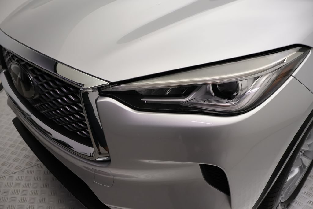 Used 2021 INFINITI QX50 Luxe w/ Cargo Package FWD image 3