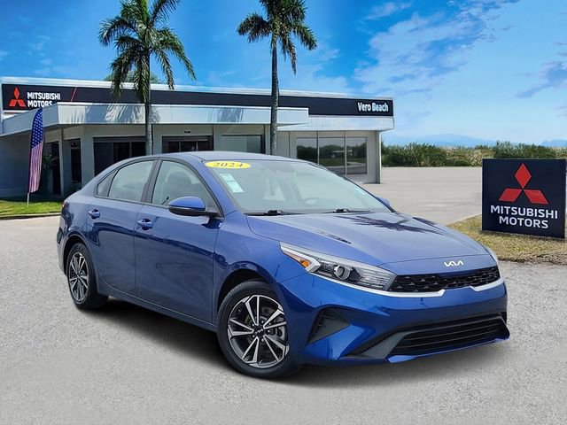 Used 2024 Kia Forte LXS w/ LXS Technology Package image 1