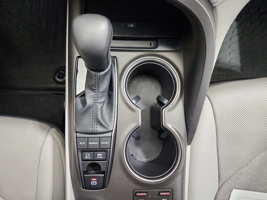 Used 2024 Toyota Camry XSE w/ Navigation Package FWD image 27