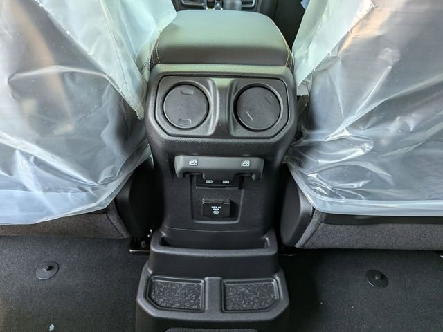 New 2026 Jeep Wrangler Unlimited Sahara AWD/4WD image 13