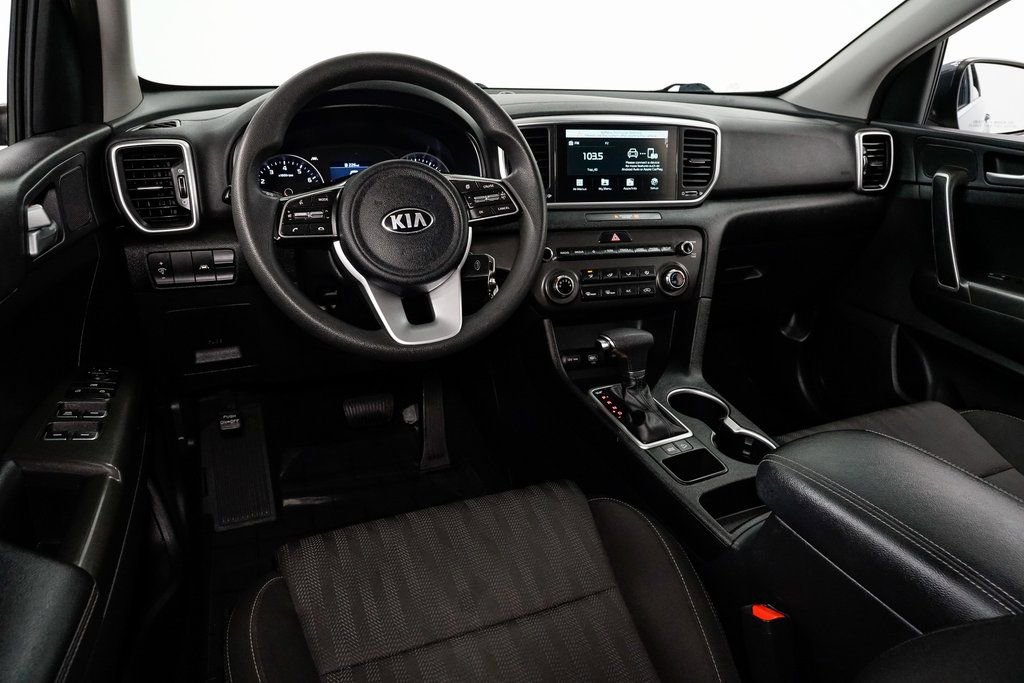 Used 2021 Kia Sportage LX image 6