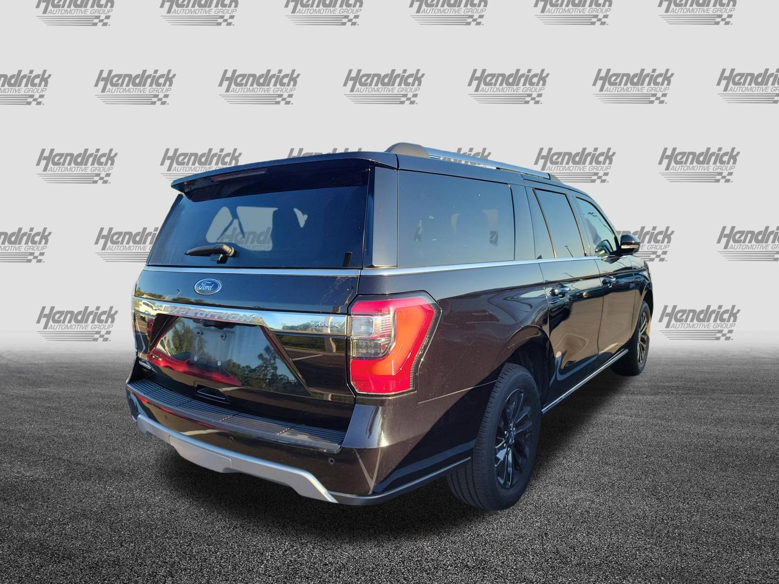 Used 2019 Ford Expedition Max Limited w/ Driver Assistance Package AWD/4WD image 10