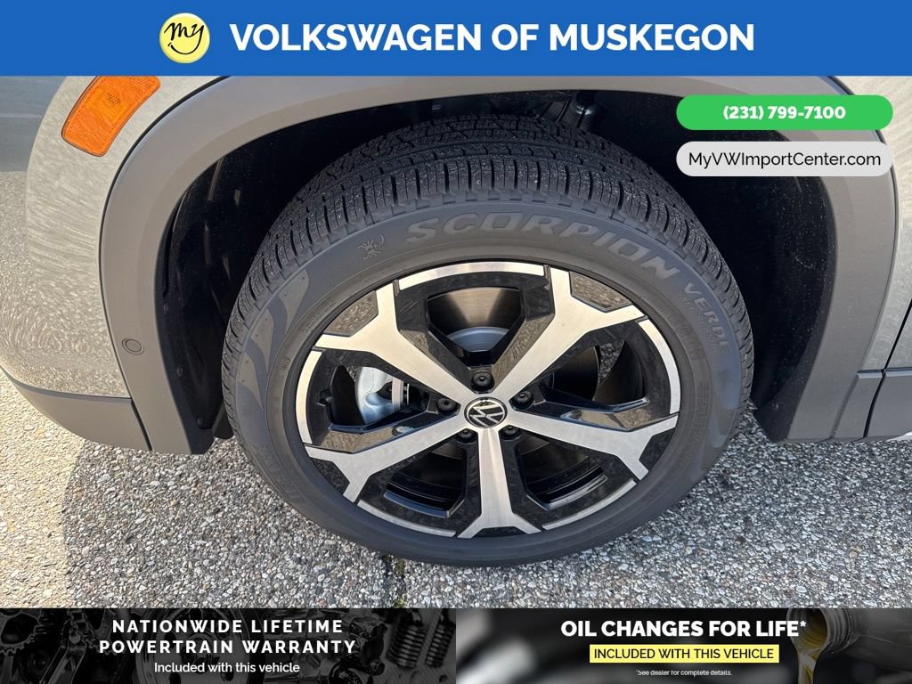 New 2026 Volkswagen Tiguan SE AWD/4WD image 9