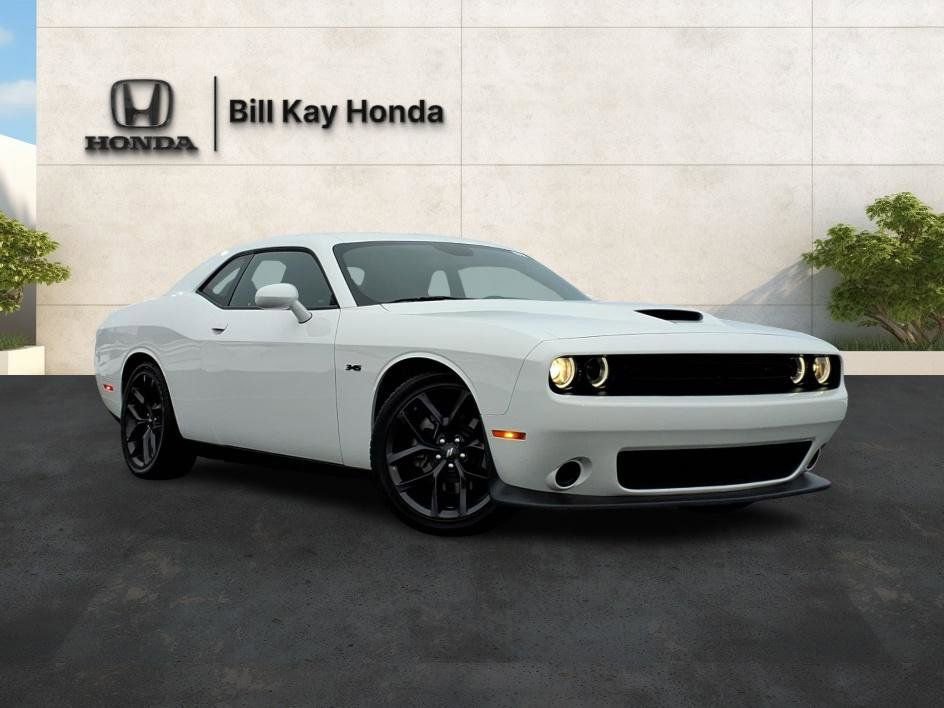 Used 2023 Dodge Challenger R/T w/ Blacktop Package image 5